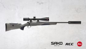 Paket Sako 90 Finnlight Black, Leica Amplus 6 2,5-15x50 L-4w BDC Moa